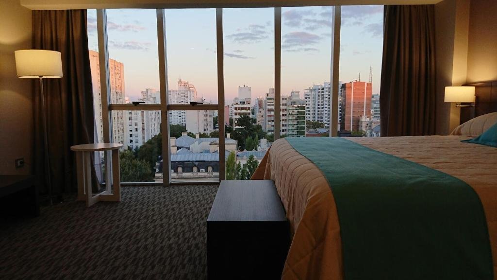Days Inn & Suites by Wyndham La Plata