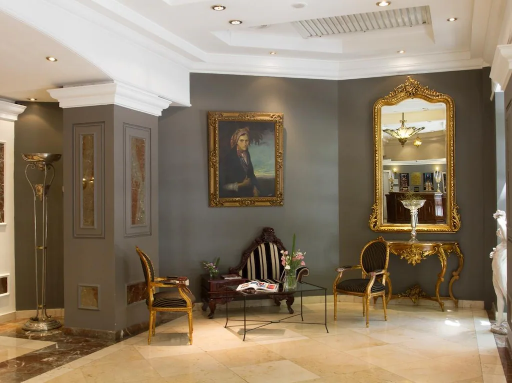 Hotel Unique Executive Central